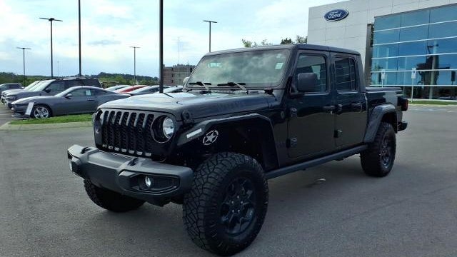 2023 Jeep Gladiator Sport