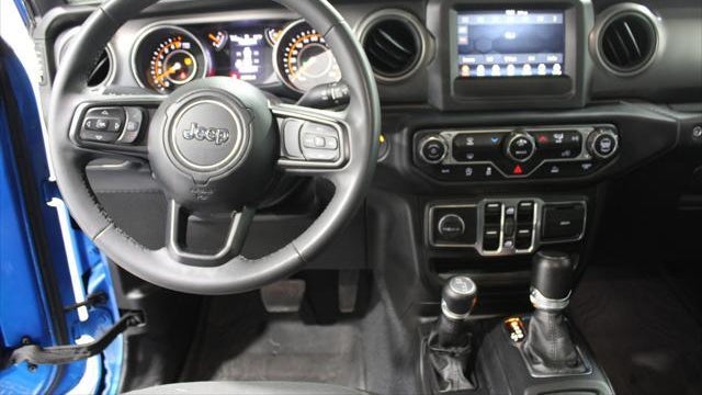 2023 Jeep Gladiator Sport S