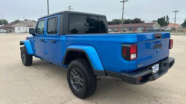 2024 Jeep Gladiator Sport