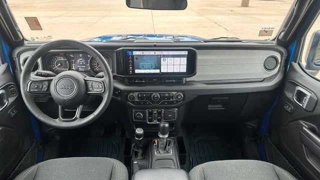 2024 Jeep Gladiator Sport