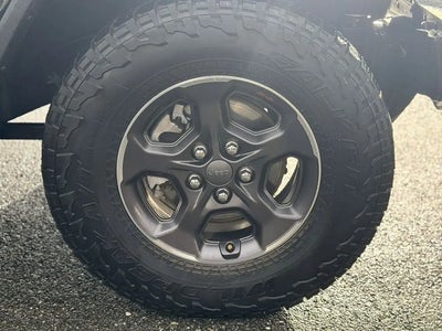 2020 Jeep Gladiator 4X4 Overland 4DR Crew Cab 5.0 FT. SB