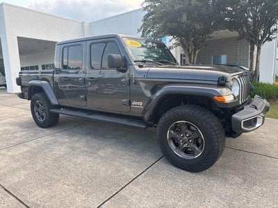 2021 Jeep Gladiator 4X4 Overland 4DR Crew Cab 5.0 FT. SB