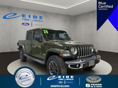 2023 Jeep Gladiator 4X4 Overland 4DR Crew Cab 5.0 FT. SB