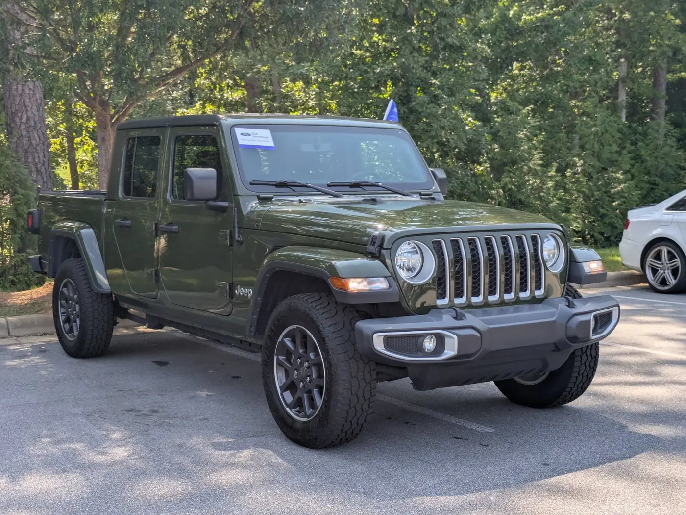 2023 Jeep Gladiator - $27,000