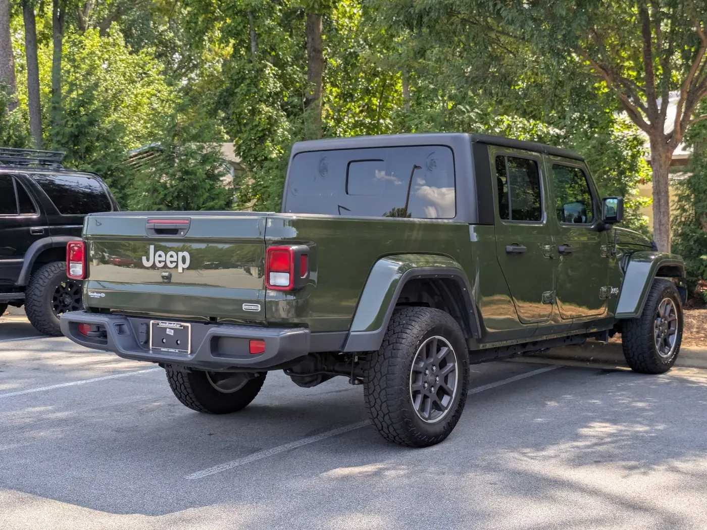 2023 Jeep Gladiator - $27,000