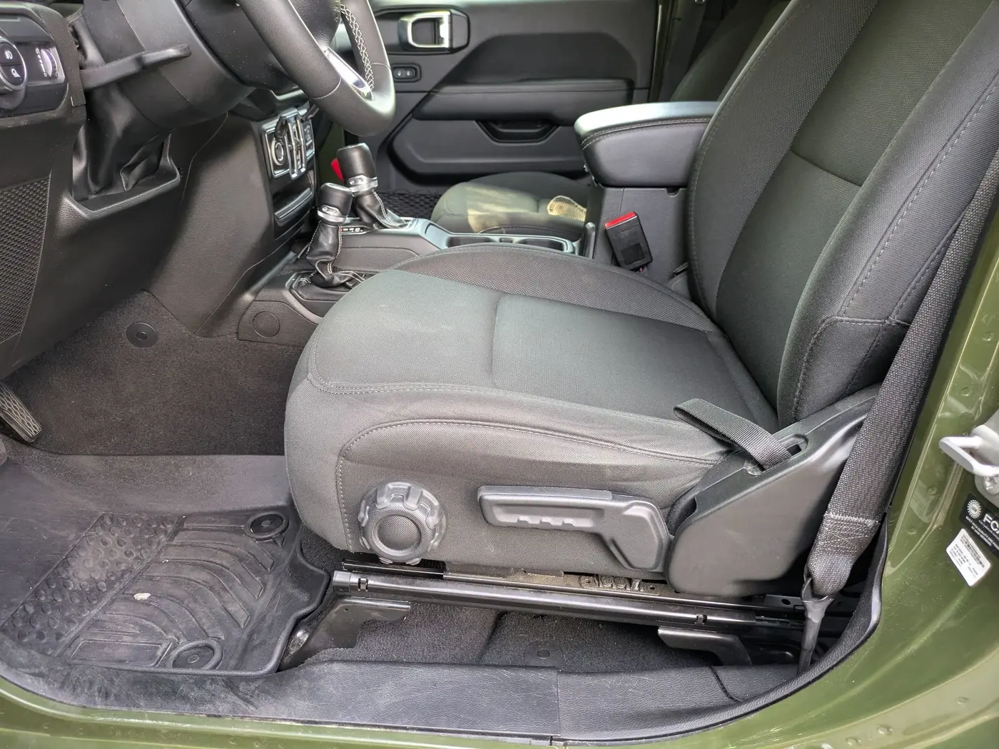 2023 Jeep Gladiator - $27,000
