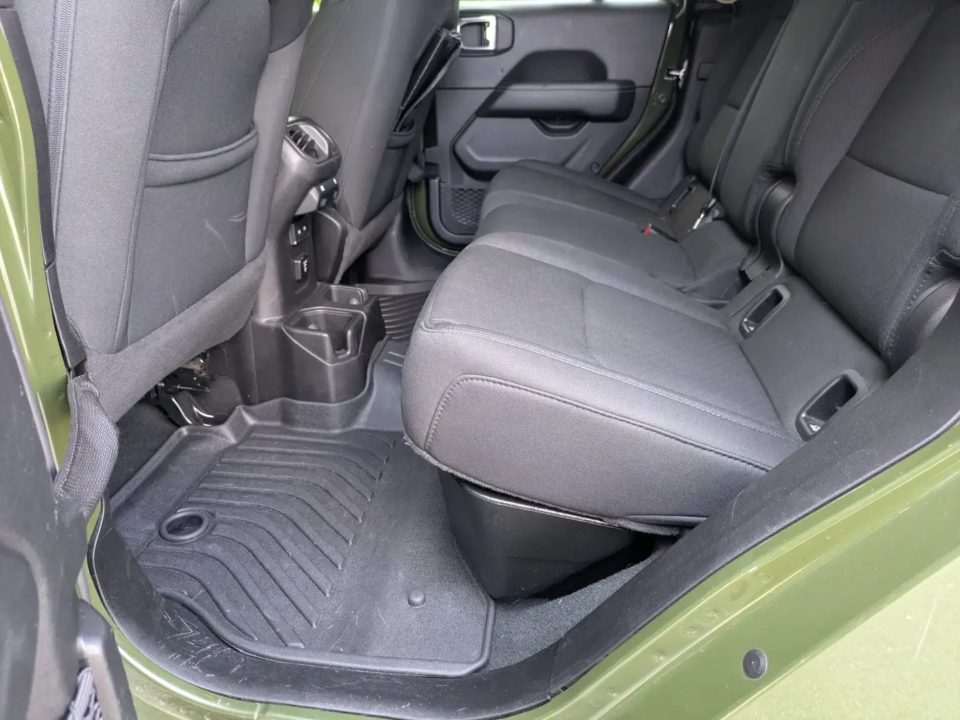 2023 Jeep Gladiator - $27,000