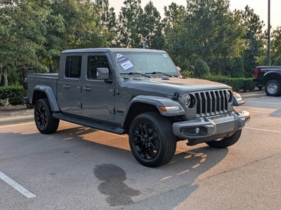 2023 Jeep Gladiator 4X4 Overland 4DR Crew Cab 5.0 FT. SB