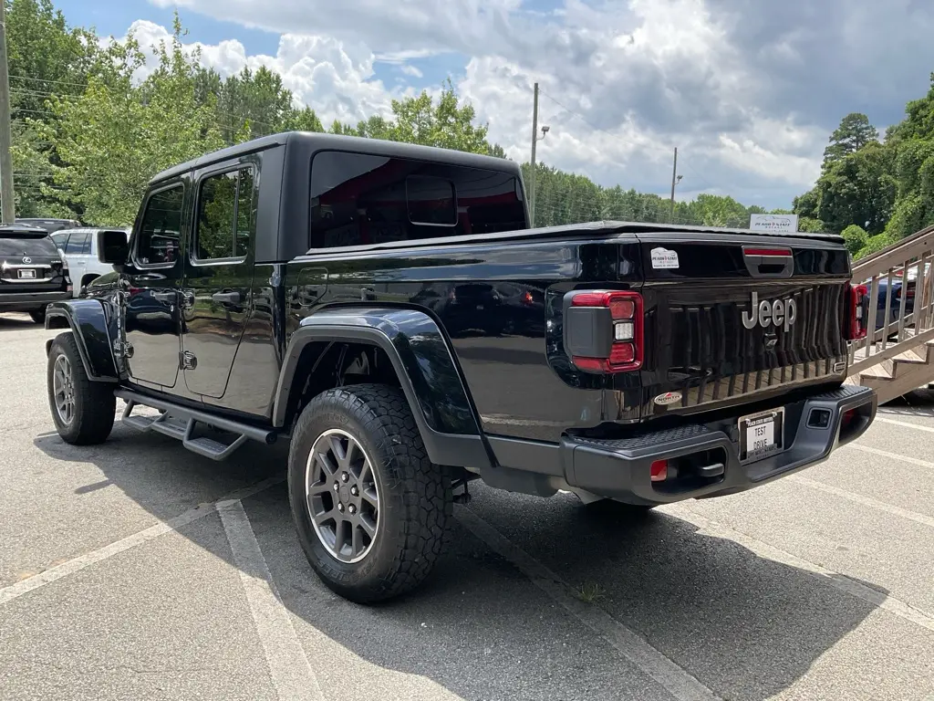 2020 Jeep Gladiator - $20,985