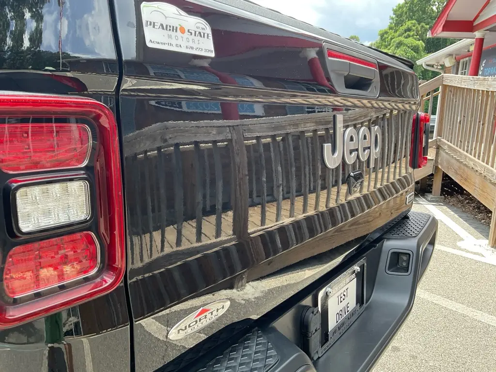 2020 Jeep Gladiator - $20,985