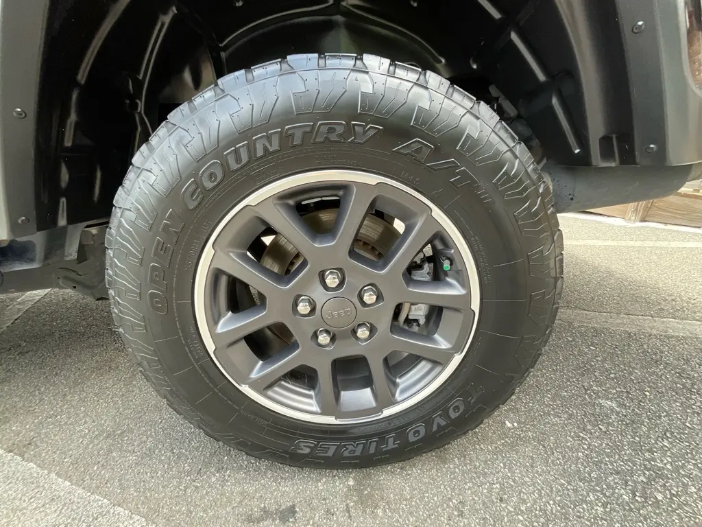 2020 Jeep Gladiator - $20,985