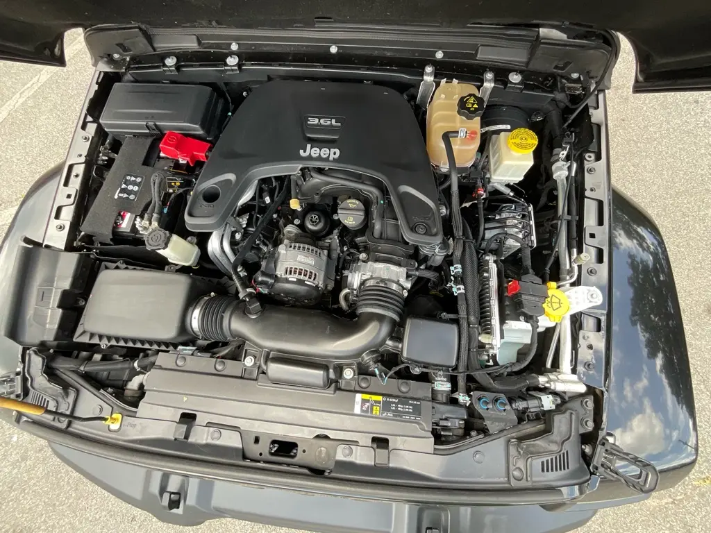 2020 Jeep Gladiator - $20,985