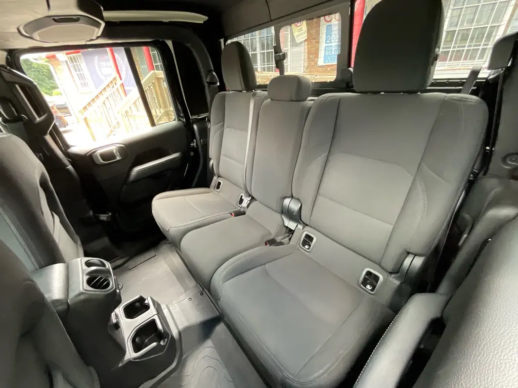 2020 Jeep Gladiator - $20,985