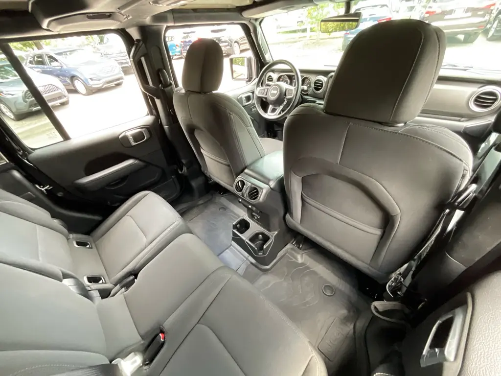 2020 Jeep Gladiator - $20,985
