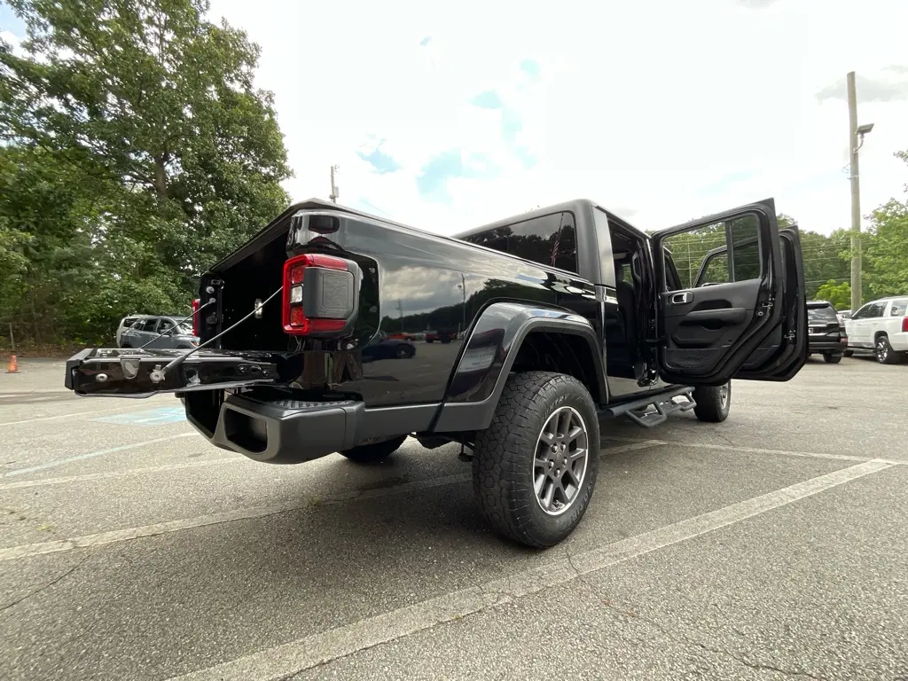 2020 Jeep Gladiator - $20,985
