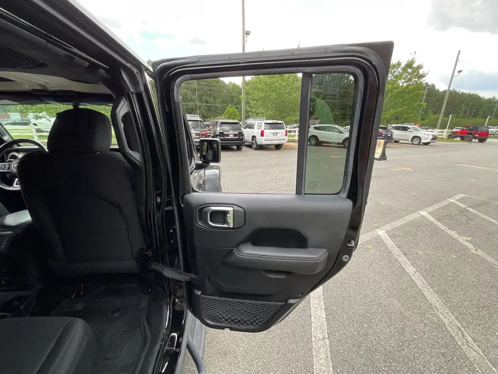 2020 Jeep Gladiator - $20,985