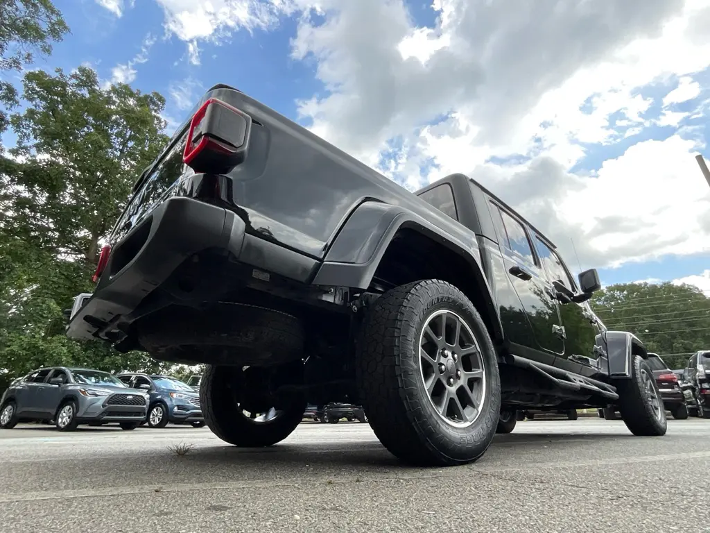 2020 Jeep Gladiator - $20,985