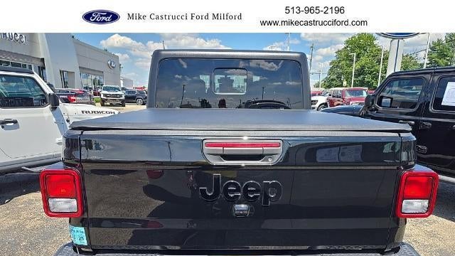 2023 Jeep Gladiator Overland