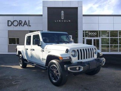 2023 Jeep Gladiator 4X4 Overland 4DR Crew Cab 5.0 FT. SB