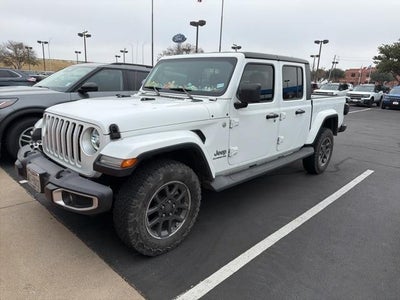 2020 Jeep Gladiator 4X4 Overland 4DR Crew Cab 5.0 FT. SB