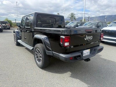 2021 Jeep Gladiator 4X4 Overland 4DR Crew Cab 5.0 FT. SB