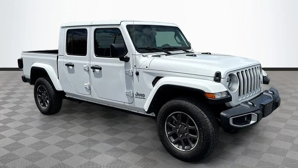 2023 Jeep Gladiator Overland