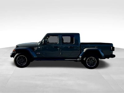 2020 Jeep Gladiator 4X4 Overland 4DR Crew Cab 5.0 FT. SB