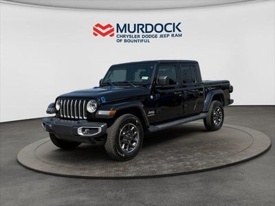 2020 Jeep Gladiator 4X4 Overland 4DR Crew Cab 5.0 FT. SB