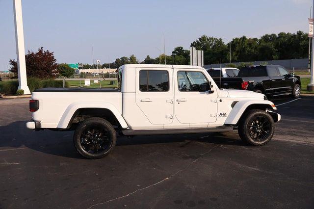 2021 Jeep Gladiator - $33,520