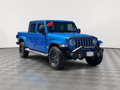 2021 Jeep Gladiator 4X4 Overland 4DR Crew Cab 5.0 FT. SB