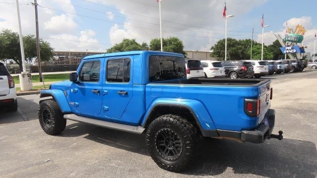 2022 Jeep Gladiator Overland