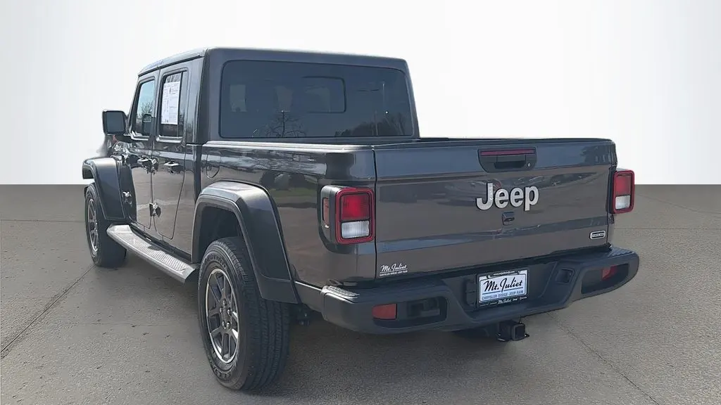2022 Jeep Gladiator Overland