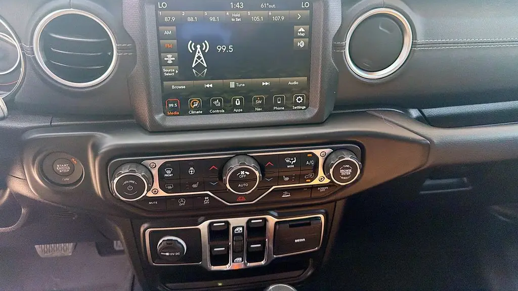 2022 Jeep Gladiator Overland