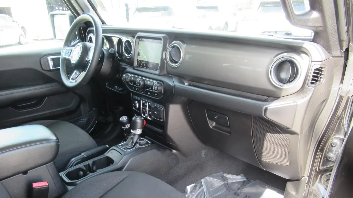 2023 Jeep Gladiator Overland