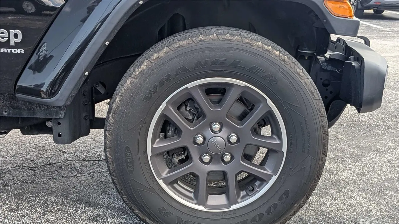 2023 Jeep Gladiator Overland