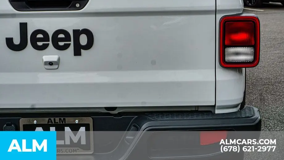 2023 Jeep Gladiator Overland