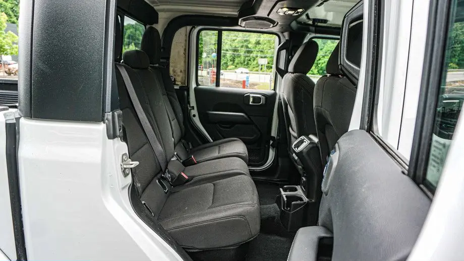 2023 Jeep Gladiator Overland