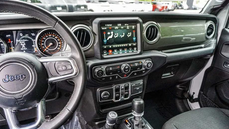 2023 Jeep Gladiator Overland