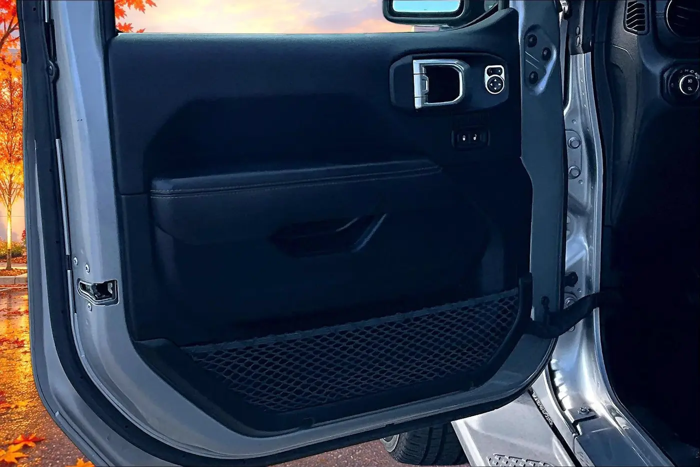2021 Jeep Gladiator - $27,999