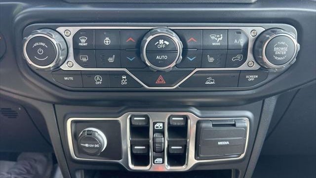 2022 Jeep Gladiator Overland