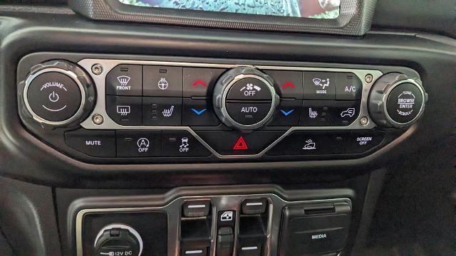 2022 Jeep Gladiator Overland