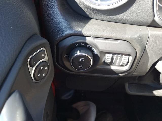 2022 Jeep Gladiator - $30,673