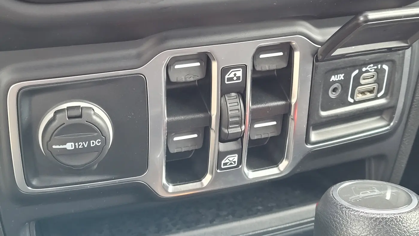 2023 Jeep Gladiator Overland