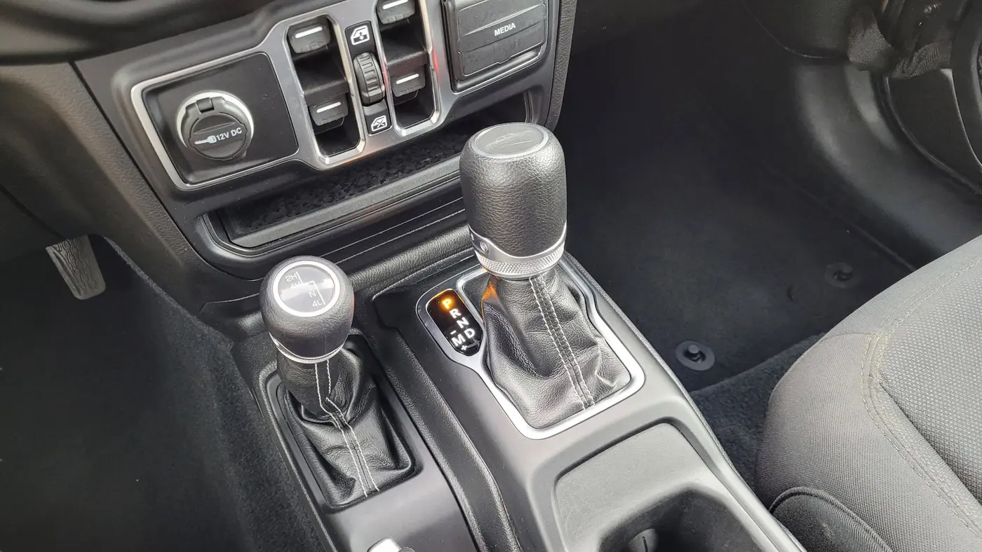 2023 Jeep Gladiator Overland
