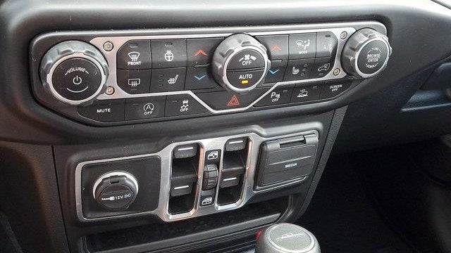 2023 Jeep Gladiator Overland