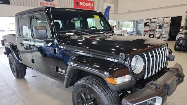 2023 Jeep Gladiator Overland
