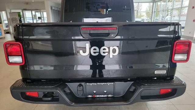 2023 Jeep Gladiator Overland