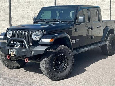 2020 Jeep Gladiator 4X4 Overland 4DR Crew Cab 5.0 FT. SB