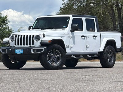 2020 Jeep Gladiator 4X4 Overland 4DR Crew Cab 5.0 FT. SB