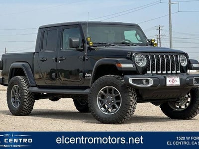 2021 Jeep Gladiator 4X4 Overland 4DR Crew Cab 5.0 FT. SB